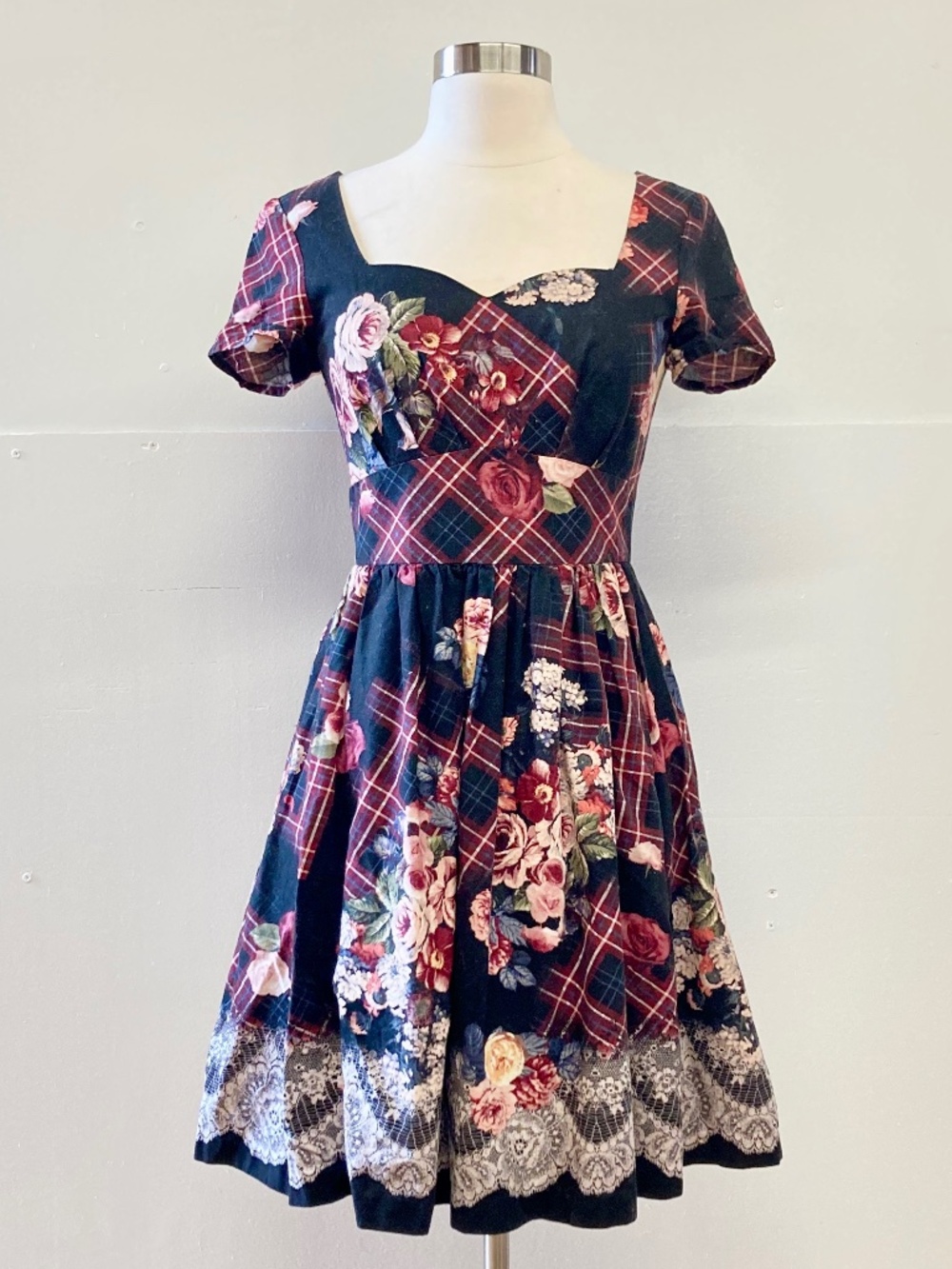 ModCloth Retro A Line Sweetheart Dress Pocket Brown Floral Plaid Country Cottage